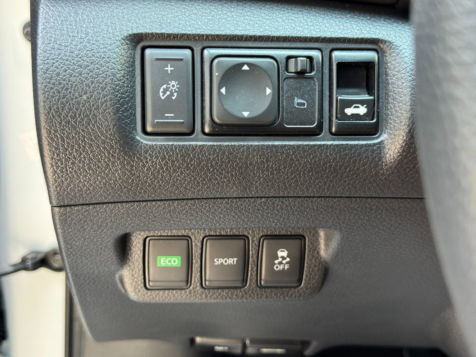Used 2017 Nissan Sentra S w/ S Style Package FWD image 16