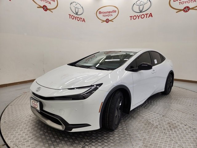 New 2026 Toyota Prius Plug-In Hybrid image 2