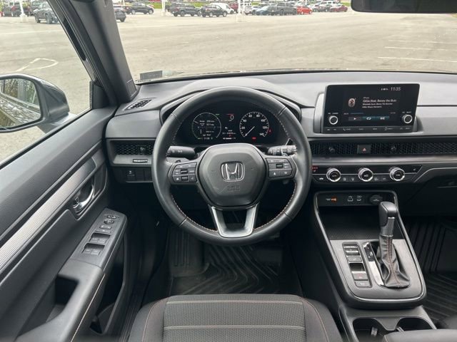 Used 2025 Honda CR-V Sport image 13