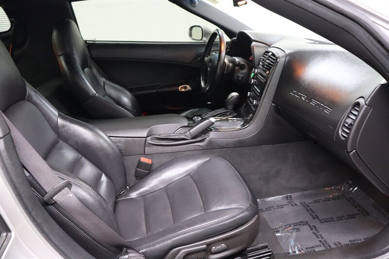 Used 2008 Chevrolet Corvette Coupe w/ Preferred Equipment Group RWD image 21