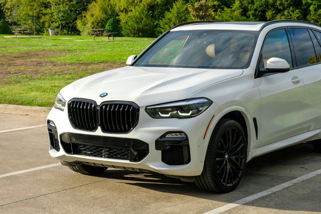 Used 2021 BMW X5 sDrive40i w/ M Sport Package RWD image 8