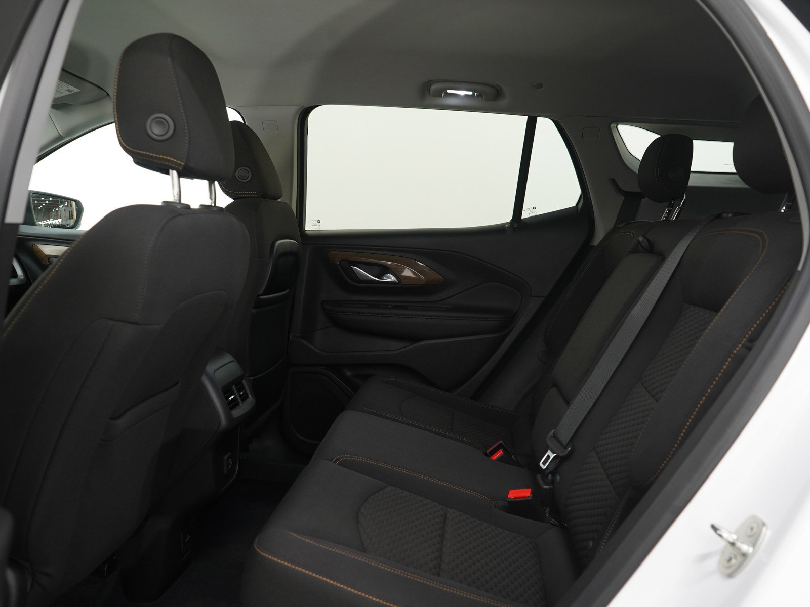 Used 2020 GMC Terrain SLE w/ Driver Convenience Package image 17