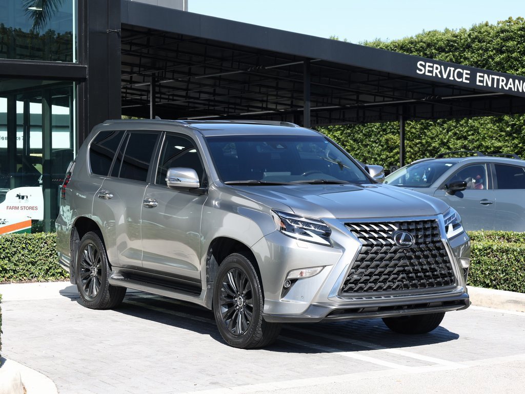 Used 2023 Lexus GX 460 Luxury image 2