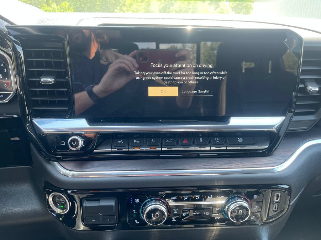 Certified 2023 GMC Sierra 1500 SLT w/ SLT Premium Plus Package AWD/4WD image 43