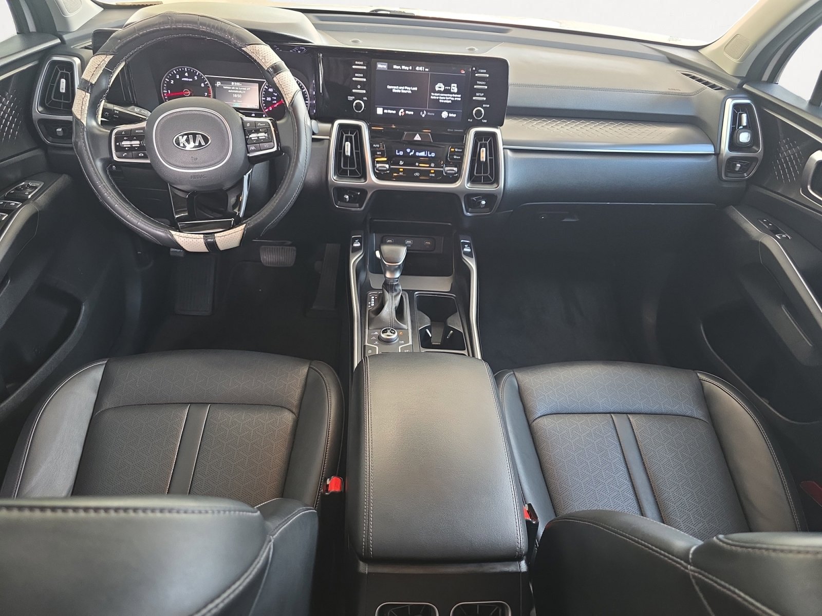 Used 2021 Kia Sorento S AWD/4WD image 2
