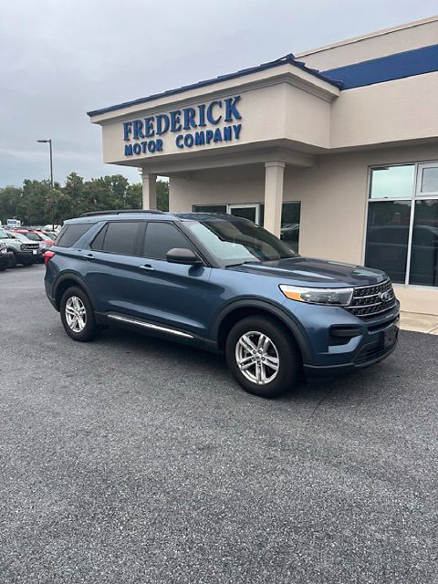 Used 2020 Ford Explorer XLT w/ Comfort Package AWD/4WD image 1