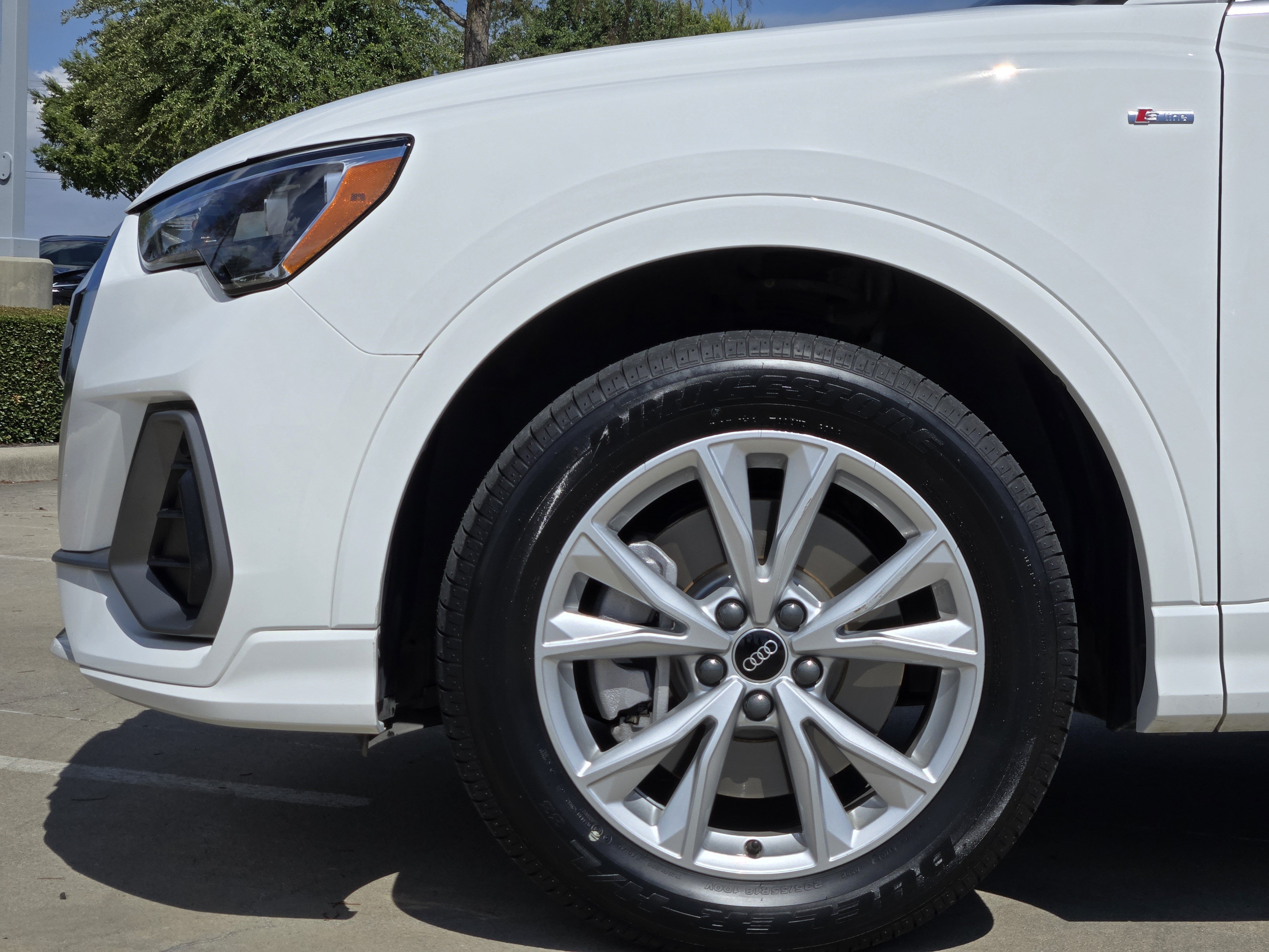 Used 2022 Audi Q3 2.0T Premium AWD/4WD image 13