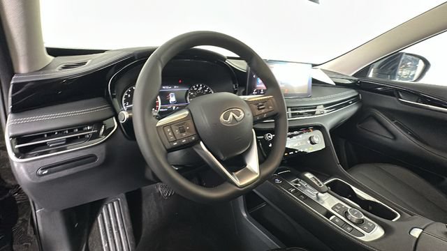Used 2025 INFINITI QX60 Pure AWD/4WD image 14