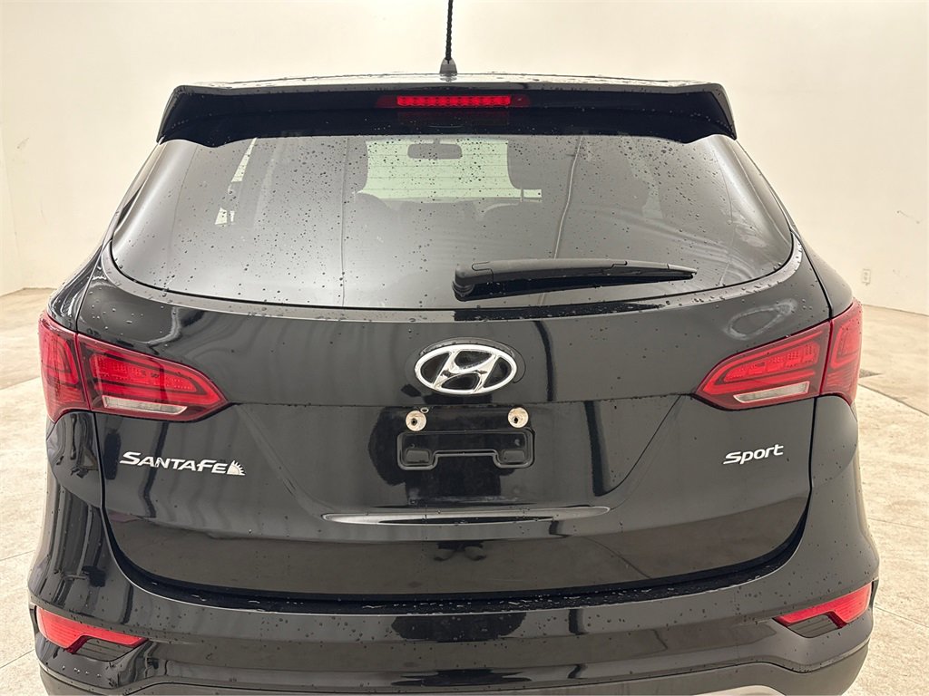 Used 2018 Hyundai Santa Fe Sport image 24