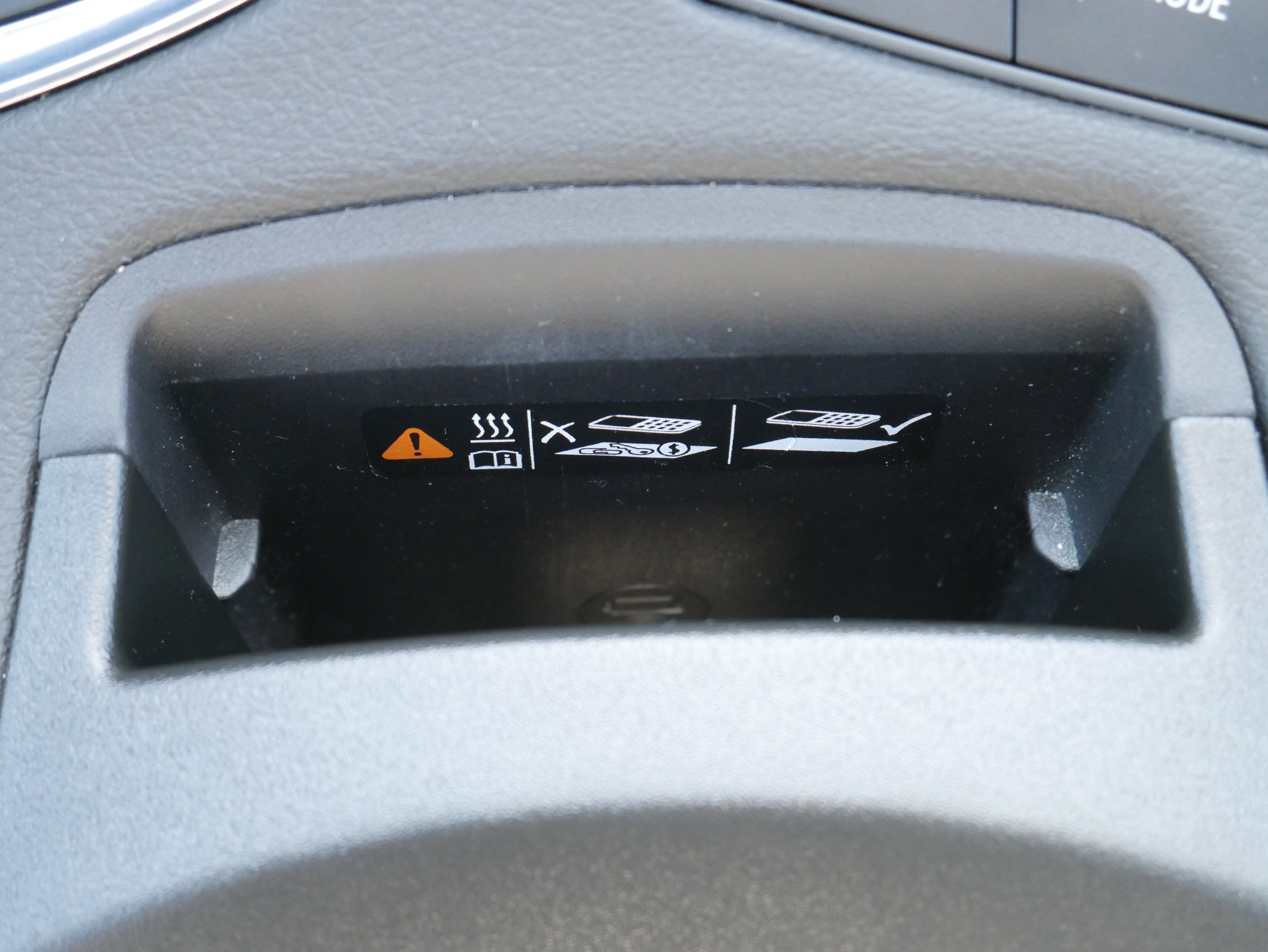 Certified 2024 Cadillac XT6 Sport w/ Technology Package image 25