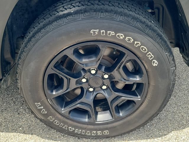 Used 2022 Jeep Cherokee Latitude w/ Sun & Sound Group AWD/4WD image 9