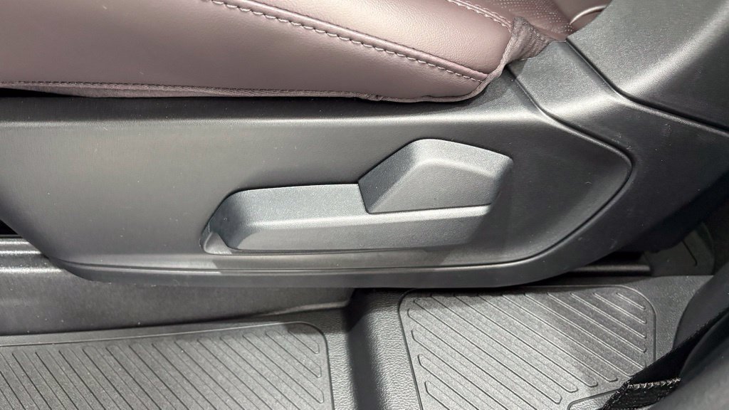 New 2027 Ford Explorer Platinum AWD/4WD image 21