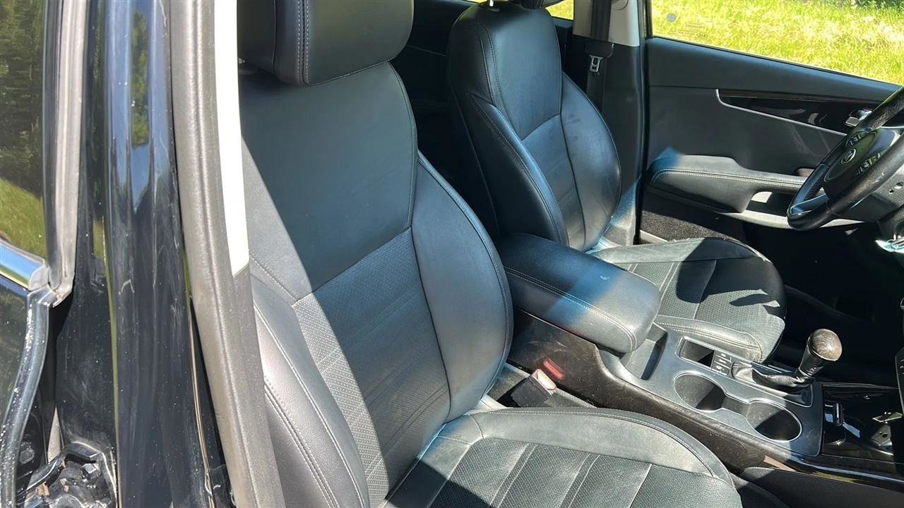 Used 2016 Kia Sorento EX AWD/4WD image 51