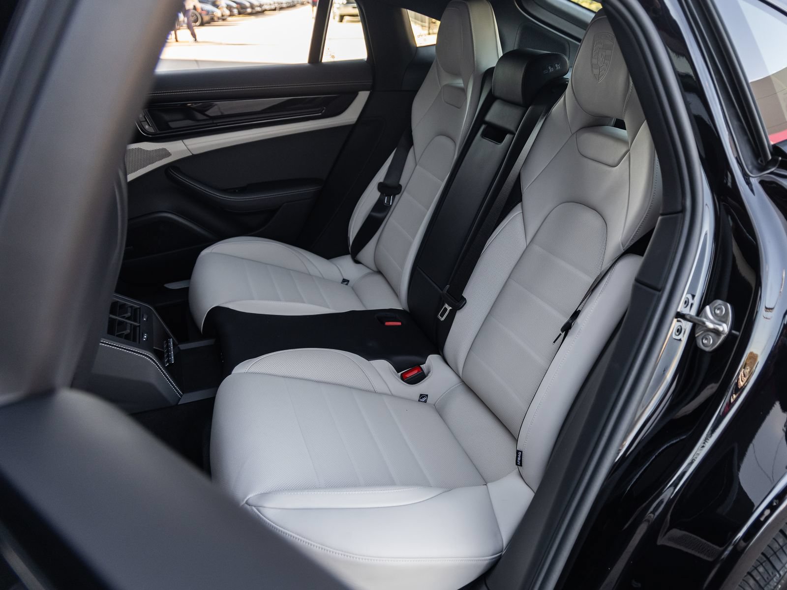Certified 2026 Porsche Panamera 4 AWD/4WD image 33