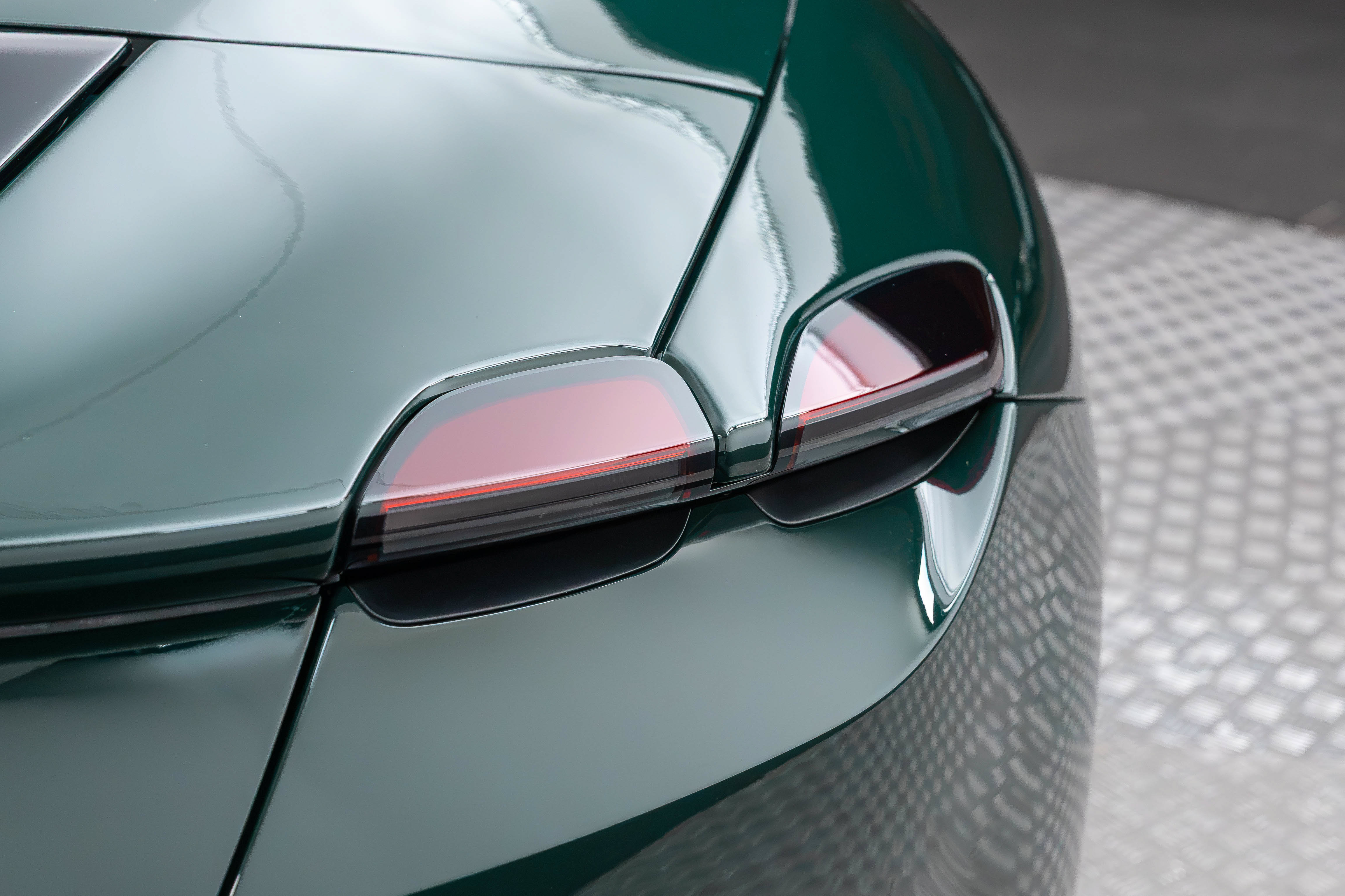 Certified 2025 Ferrari Roma Spider RWD image 61
