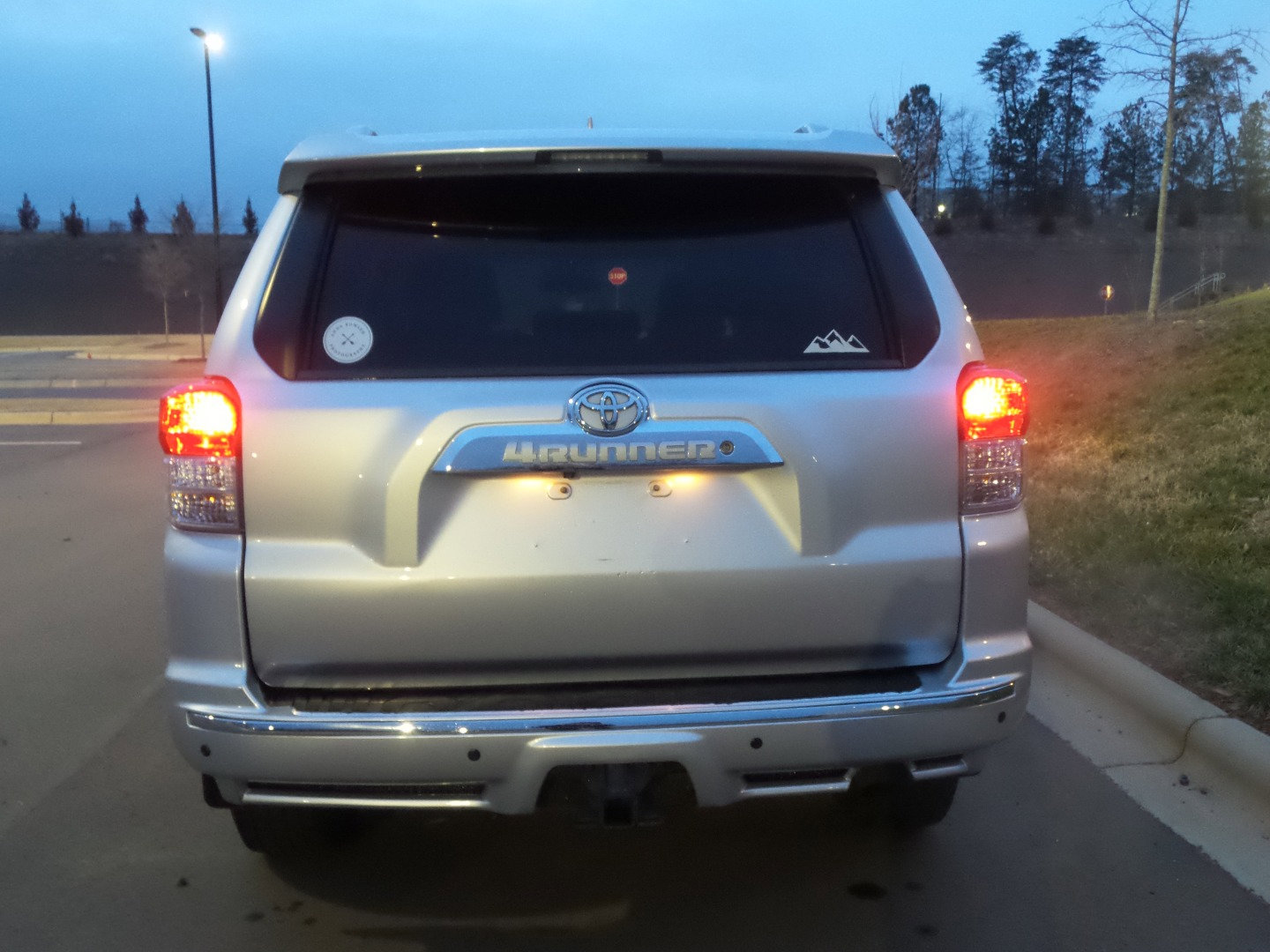 Used 2012 Toyota 4Runner SR5 image 9