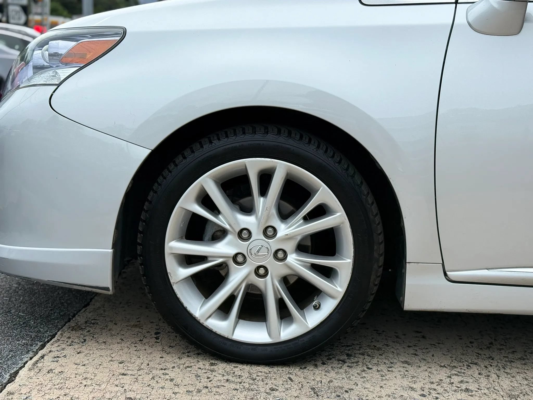 Used 2010 Lexus HS 250h Premium w/ Park Assist Pkg FWD image 11