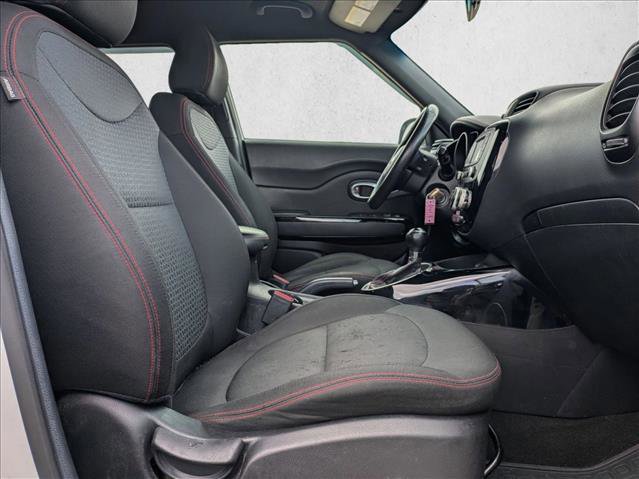 Used 2016 Kia Soul + w/ Soulful Package FWD image 19