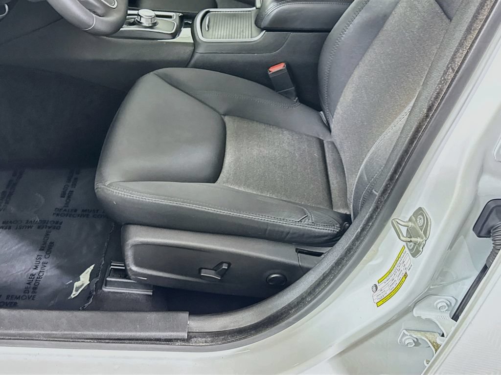 Used 2023 Chrysler 300 Touring w/ Sport Appearance Package RWD image 23