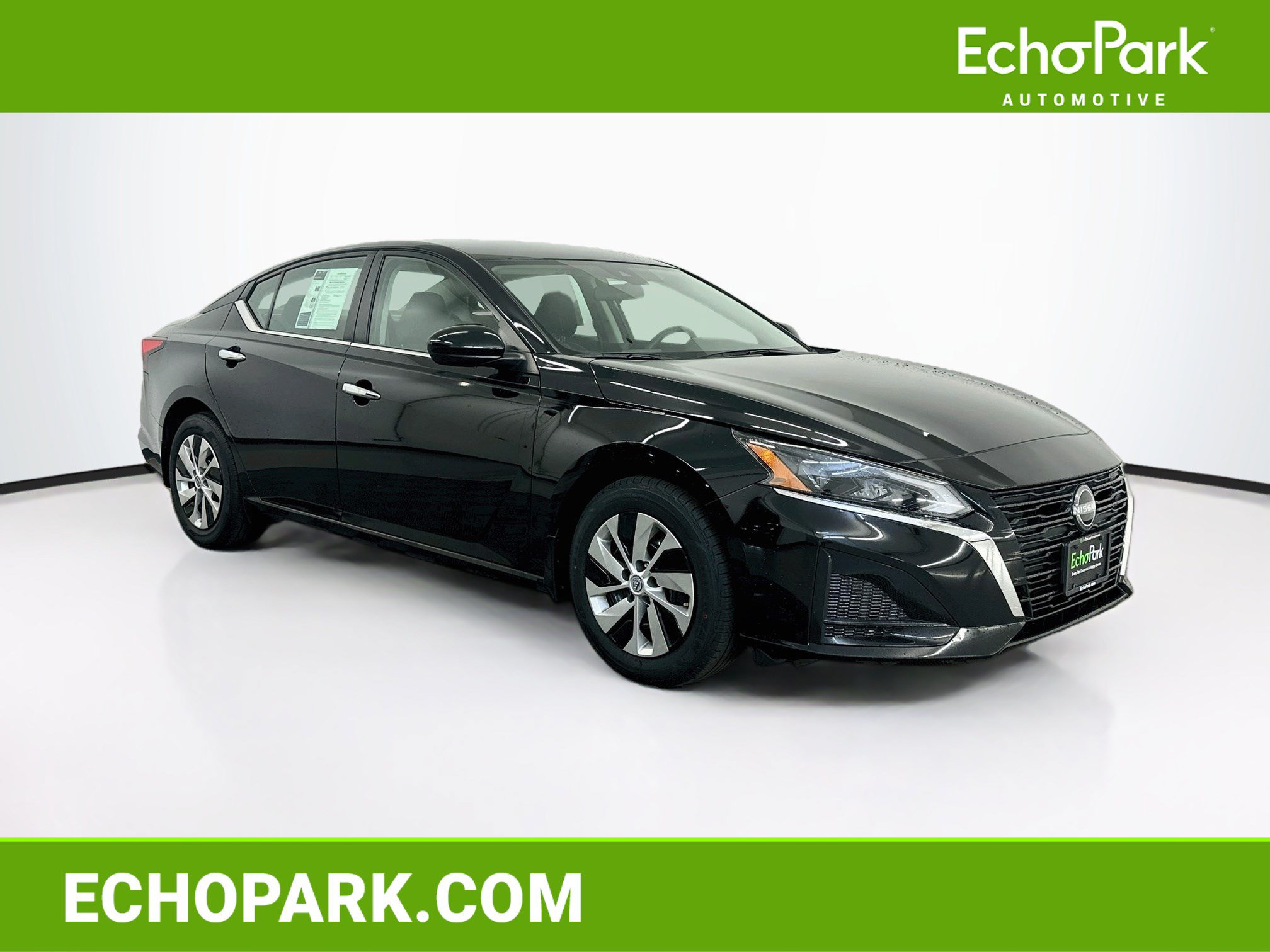 Used 2023 Nissan Altima 2.5 S FWD image 1