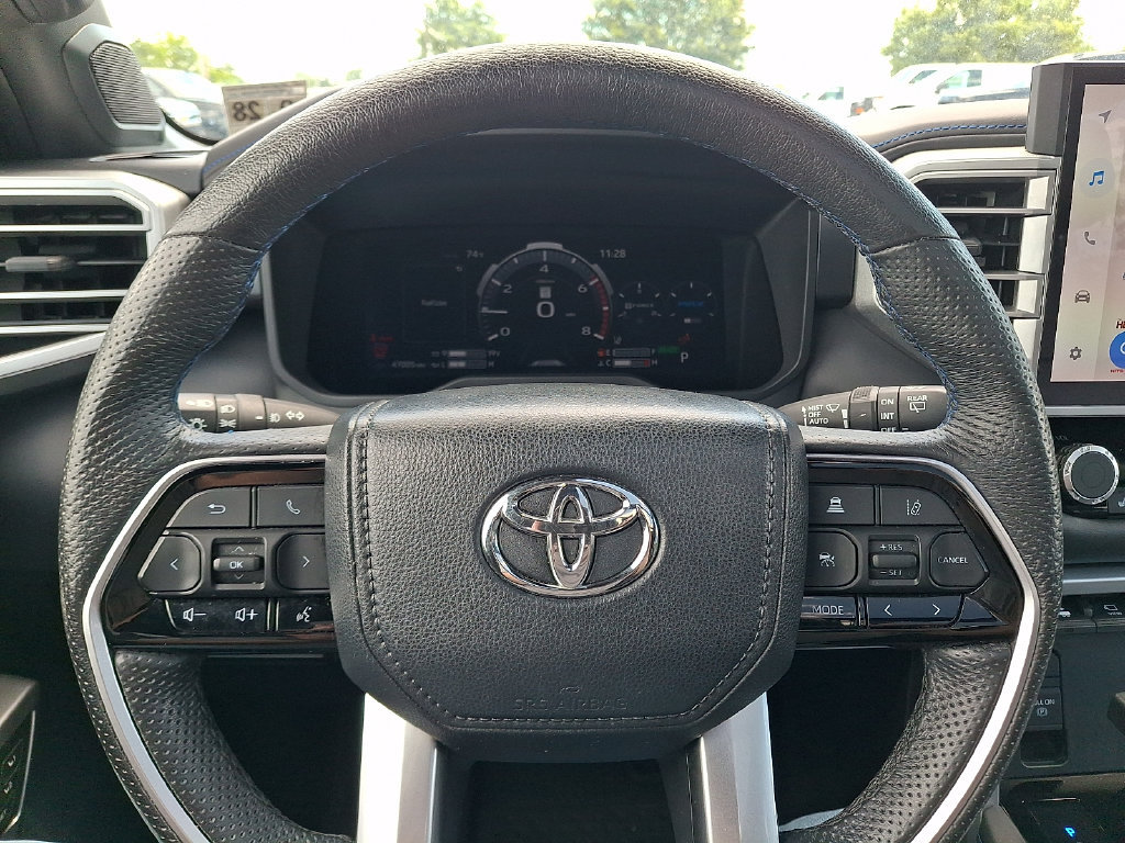 Used 2024 Toyota Sequoia Platinum AWD/4WD image 19