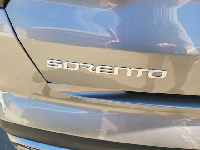 Used 2023 Kia Sorento EX AWD/4WD image 7