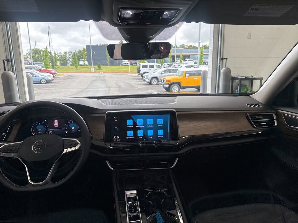 New 2026 Volkswagen Atlas SE image 10