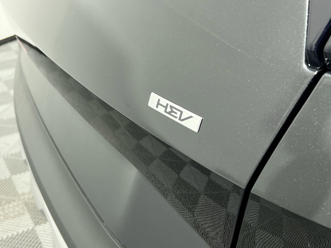 Used 2023 Kia Sportage LX image 6