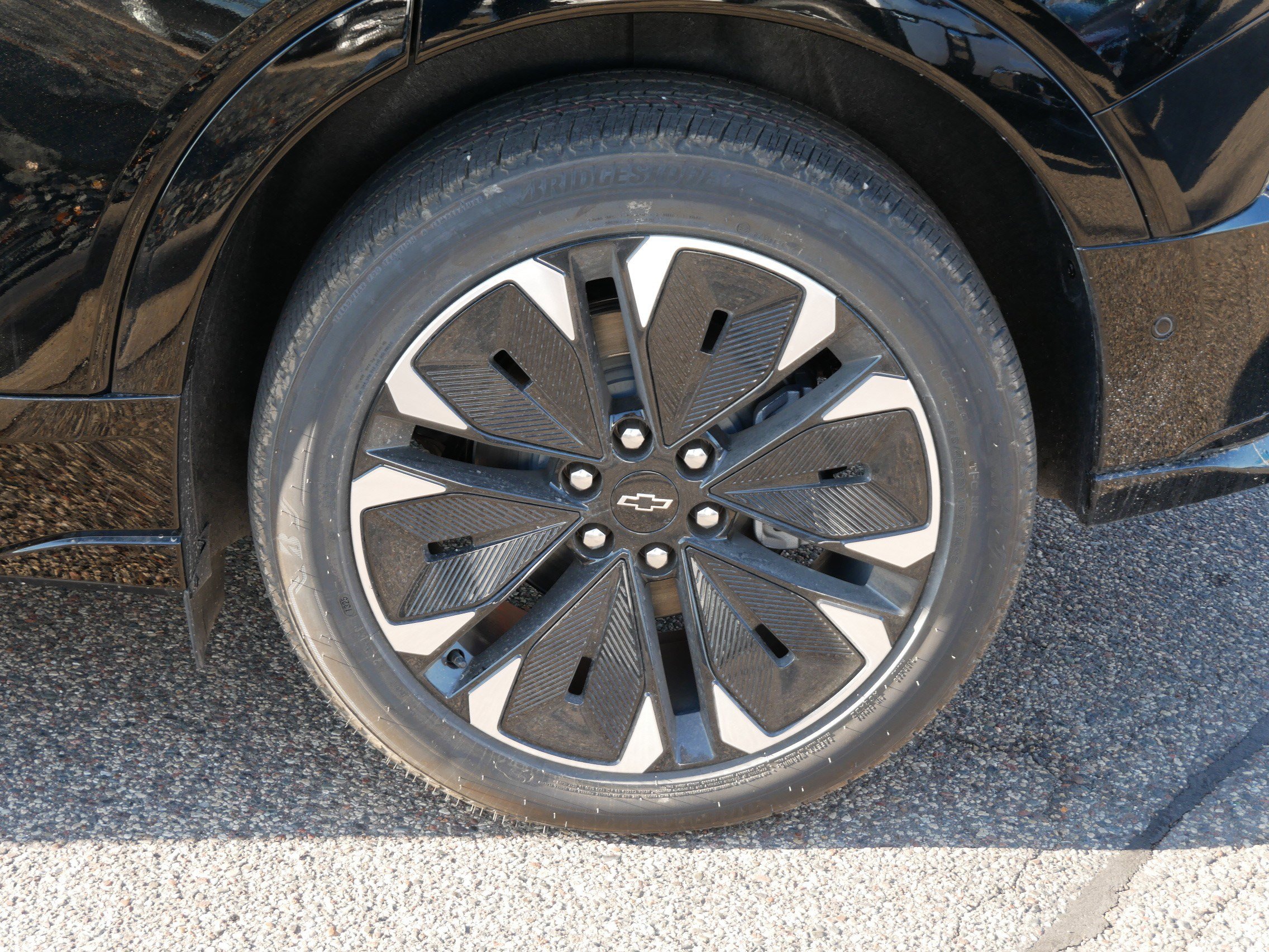 New 2026 Chevrolet Blazer EV RS w/ Super Cruise Package AWD/4WD image 3