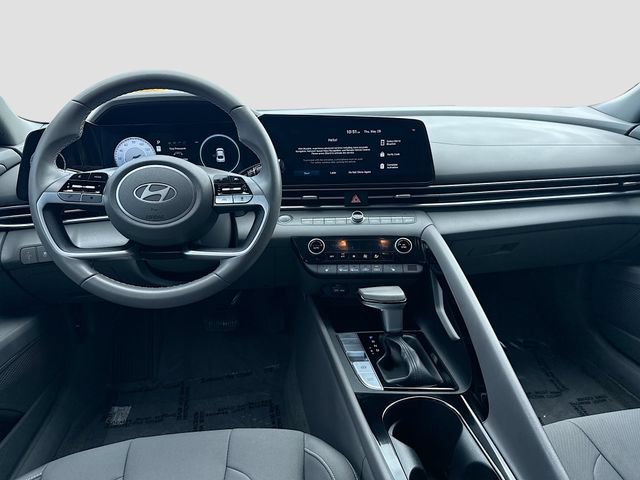 Certified 2024 Hyundai Elantra SEL w/ Convenience Package FWD image 21