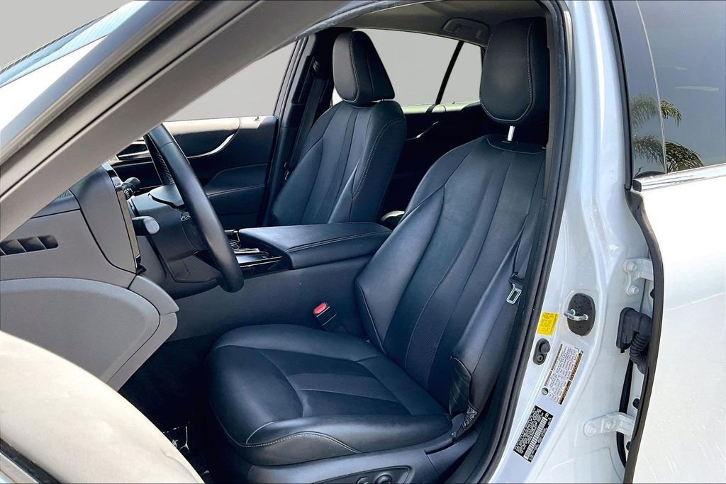 Used 2021 Toyota Mirai w/ Advanced Technology Package RWD image 20