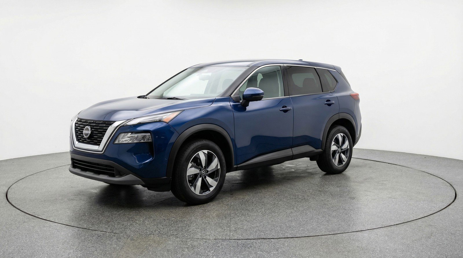 Used 2025 Nissan Rogue SV image 3