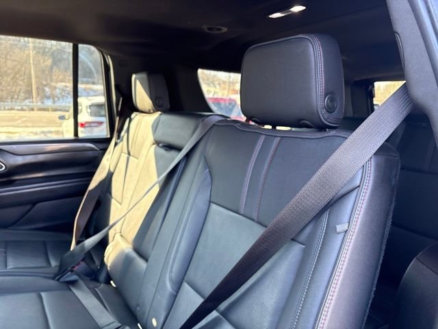 Used 2021 Chevrolet Suburban RST image 10