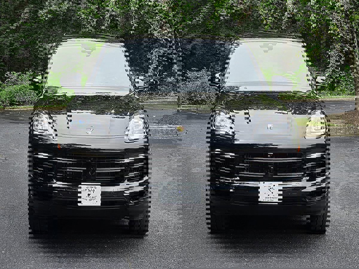 Used 2023 Porsche Cayenne Platinum Edition image 9