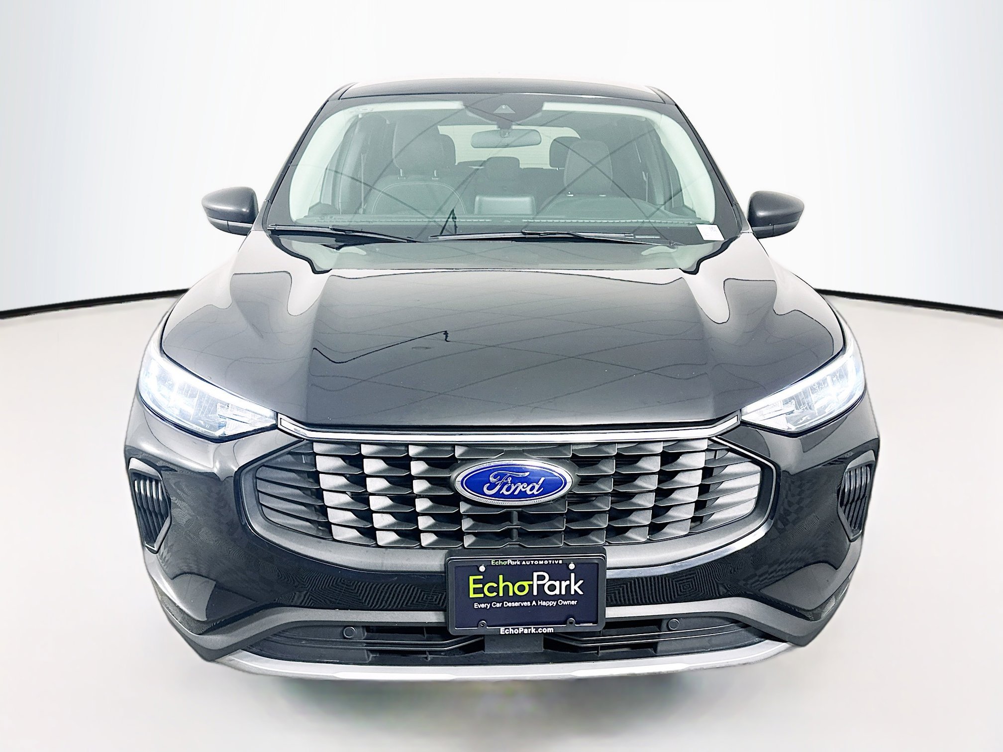Used 2024 Ford Escape Active FWD image 2