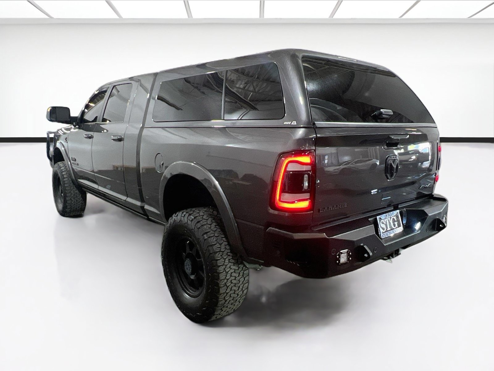 Used 2020 RAM 2500 Laramie AWD/4WD image 6