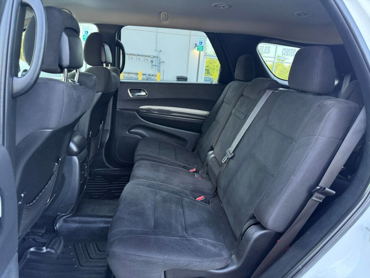 Used 2017 Dodge Durango SXT w/ 3rd Row Seating Group image 17