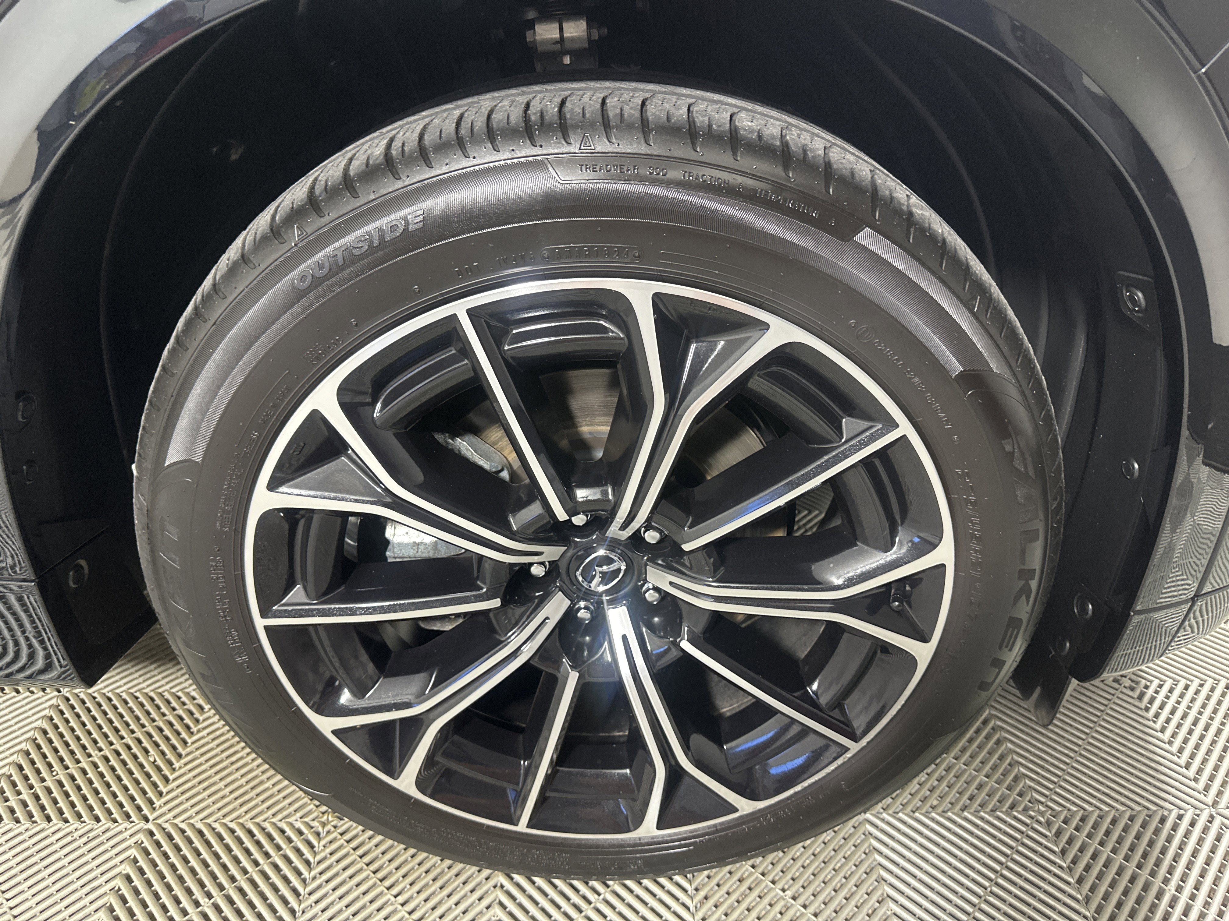 Used 2025 MAZDA CX-70 3.3 Turbo S w/ Premium Package image 25