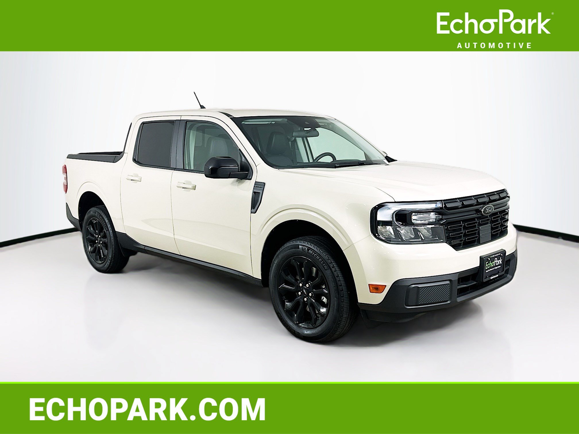 Used 2024 Ford Maverick Lariat w/ Black Appearance Package FWD image 1