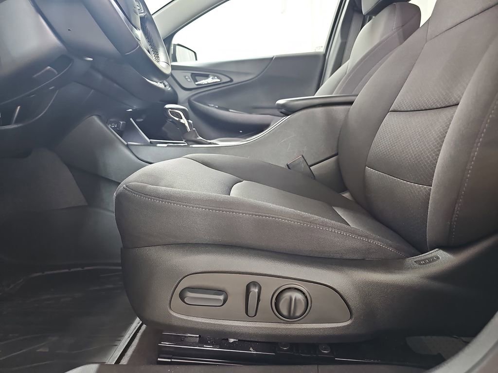 Used 2023 Chevrolet Malibu LT w/ Sport Edition FWD image 33