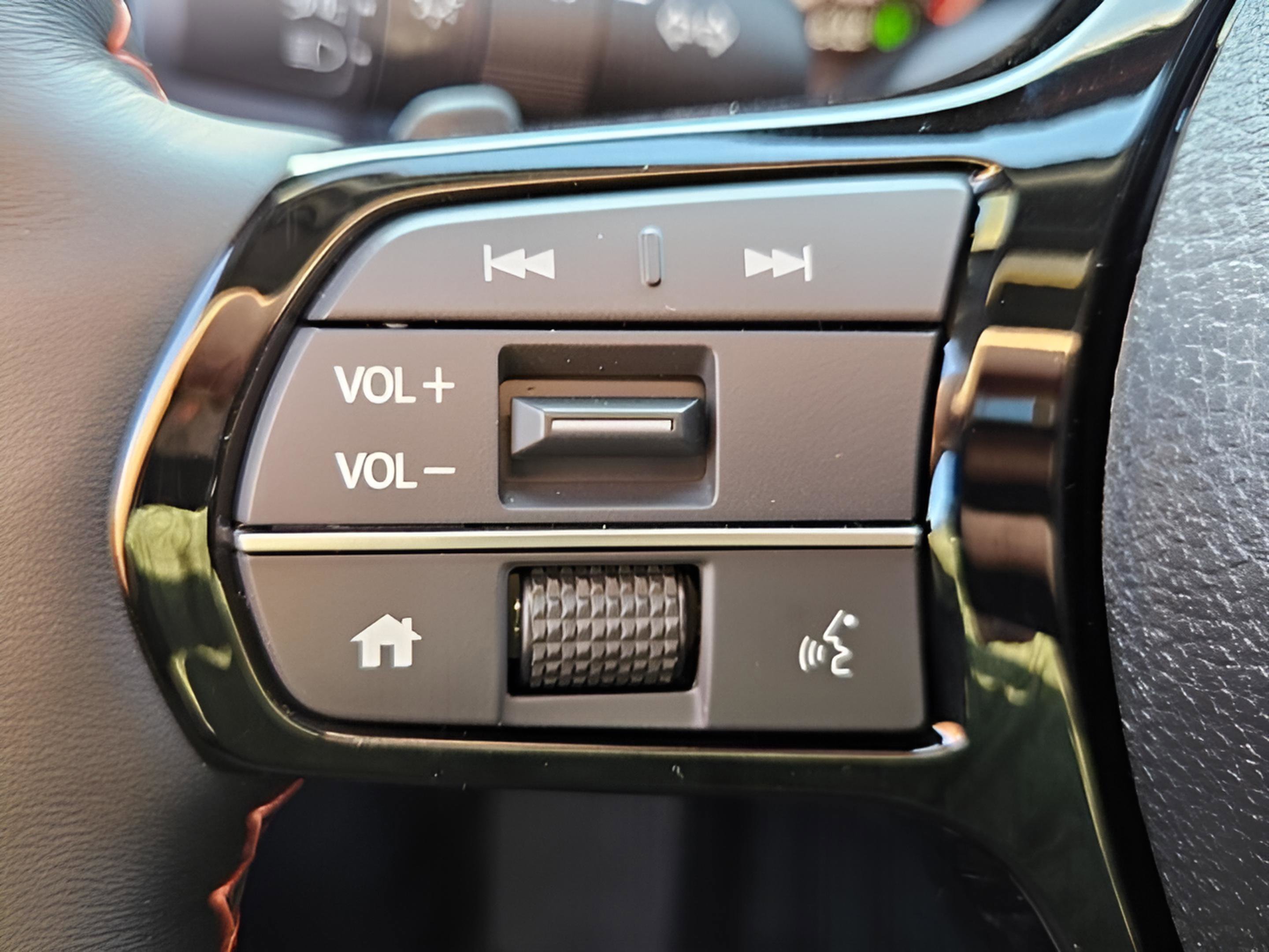 New 2025 Honda Pilot TrailSport image 19