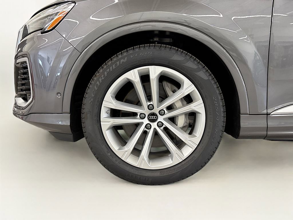New 2025 Audi Q7 3.0T Premium Plus image 24