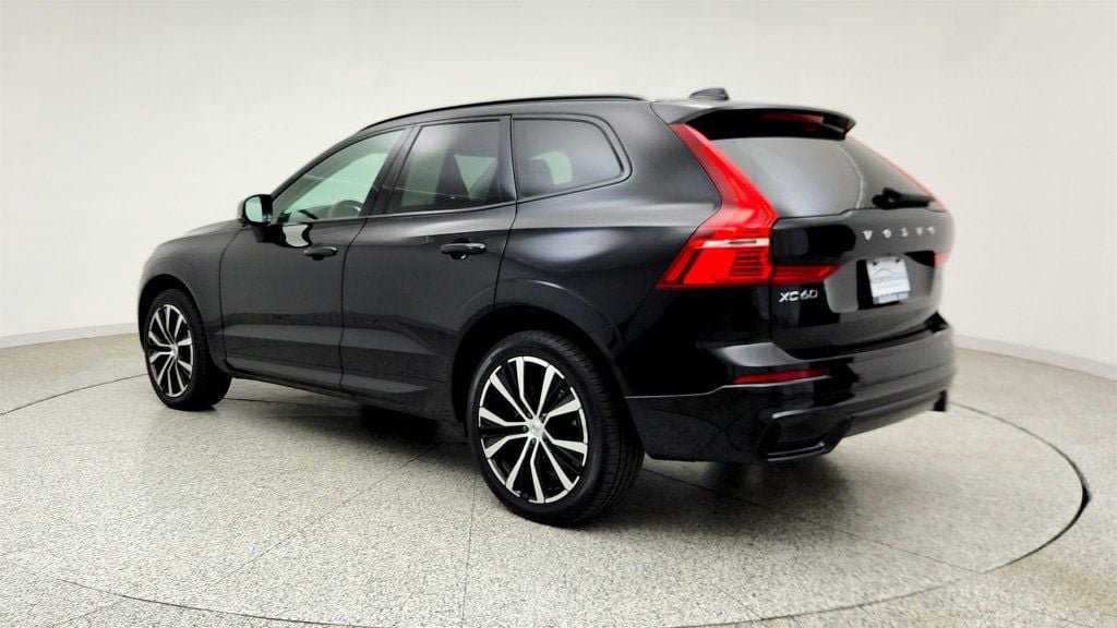 Used 2023 Volvo XC60 B5 Plus w/ Climate Package AWD/4WD image 7
