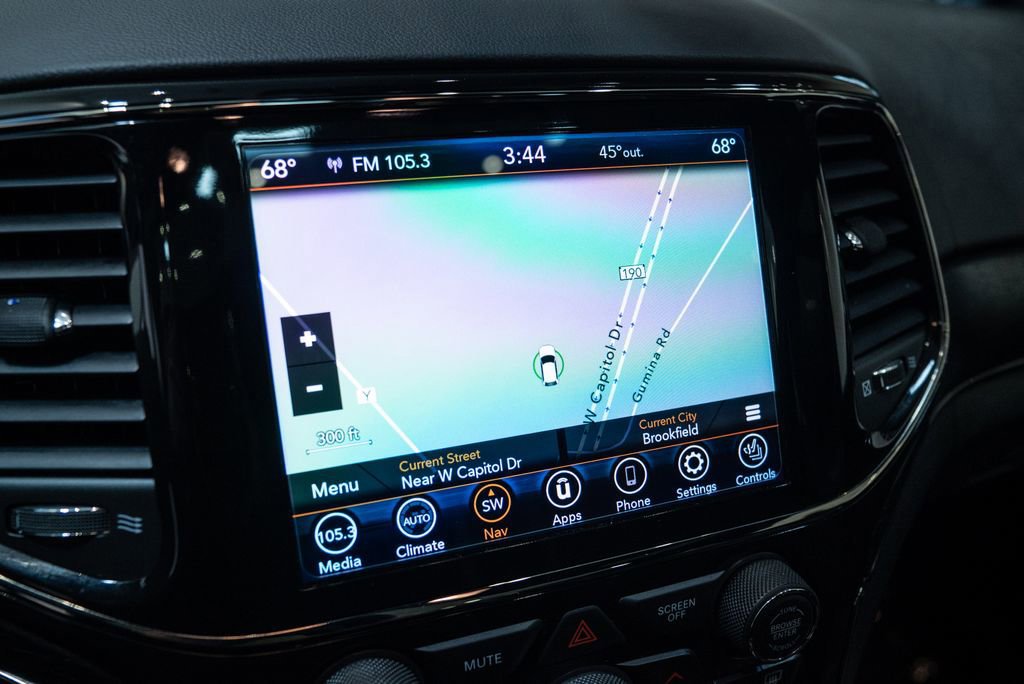 Used 2021 Jeep Grand Cherokee High Altitude image 25