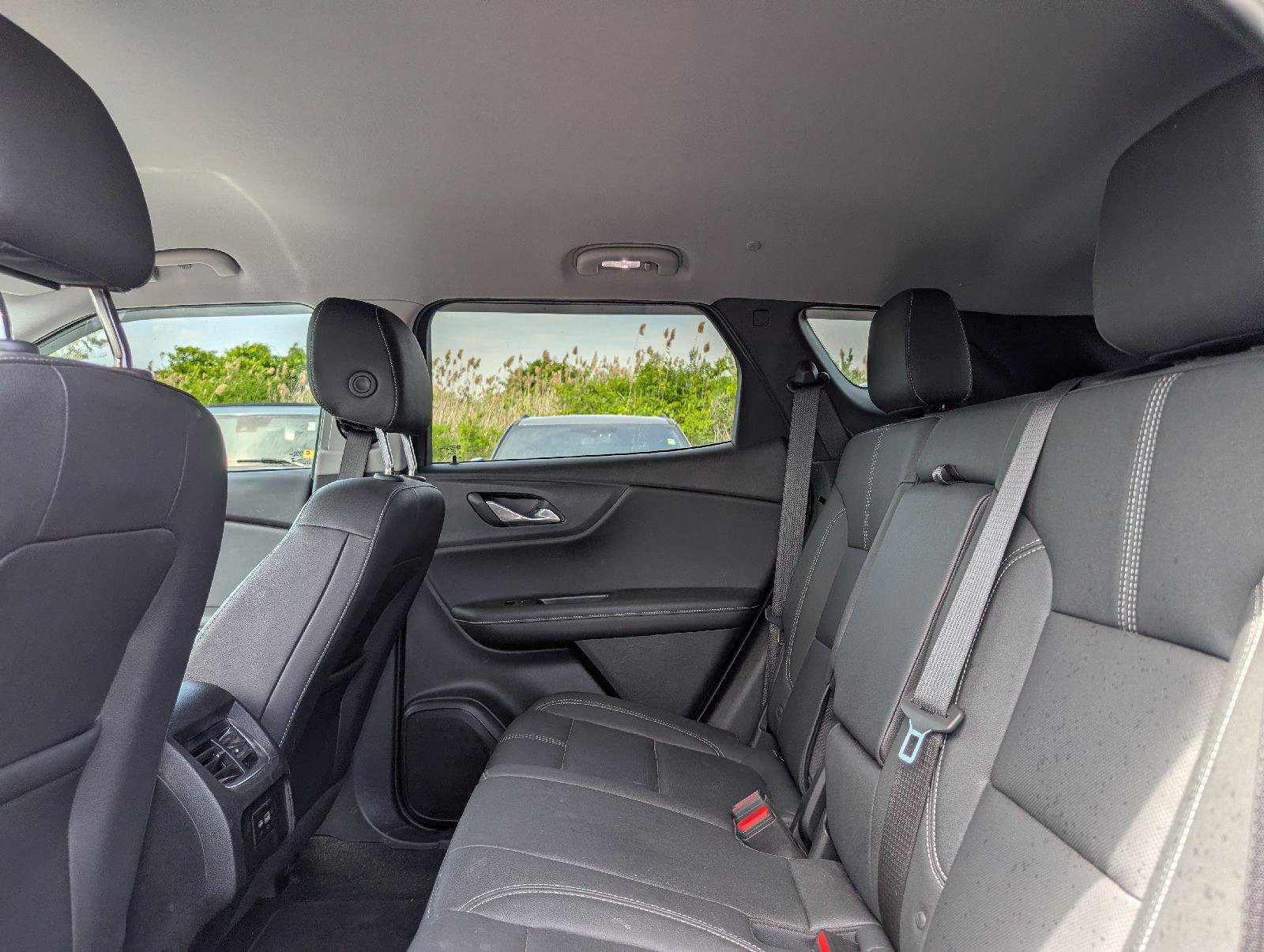 Used 2024 Chevrolet Blazer LT AWD/4WD image 11