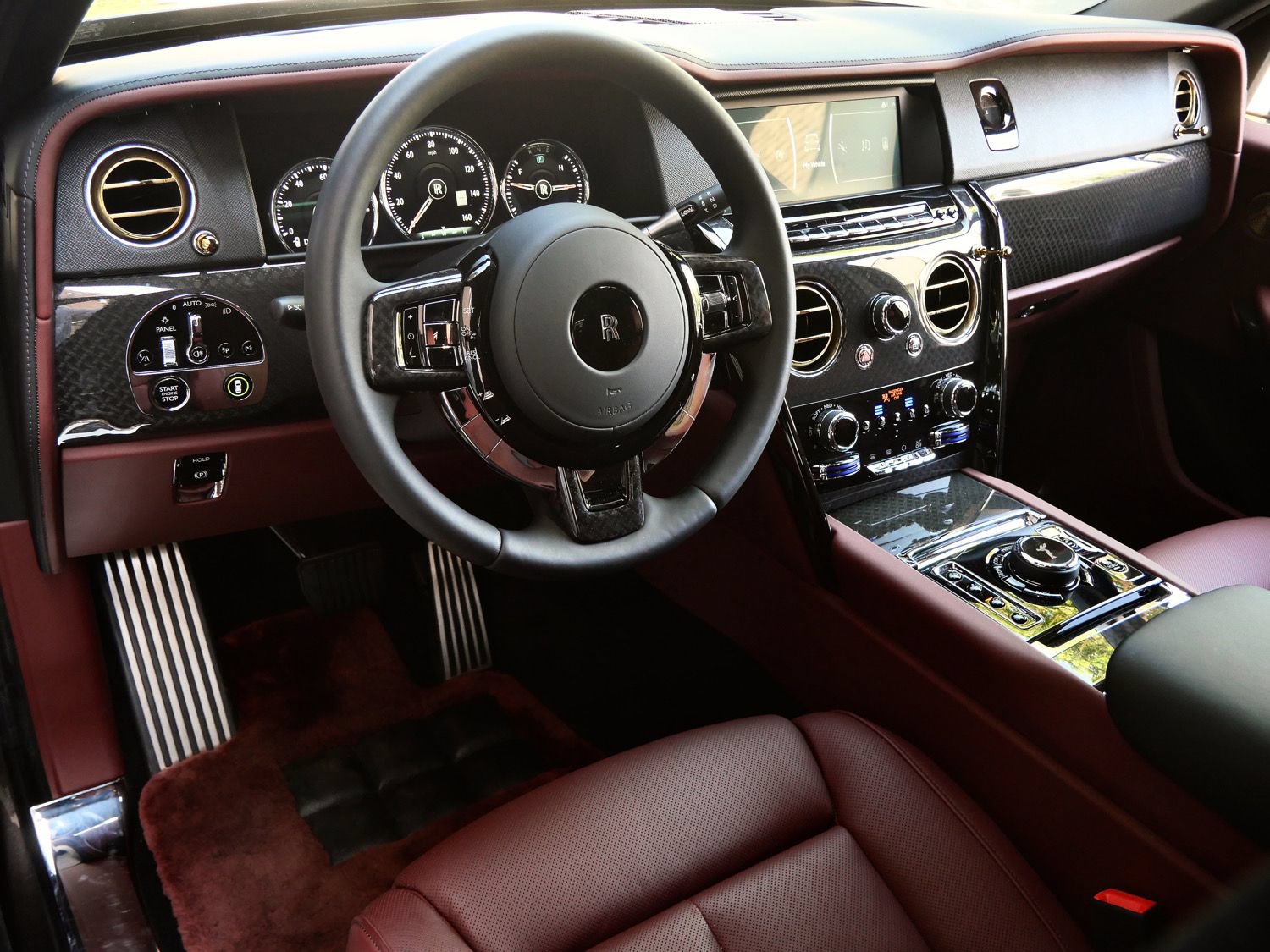 Certified 2023 Rolls-Royce Cullinan Black Badge w/ Driver's Package AWD/4WD image 17