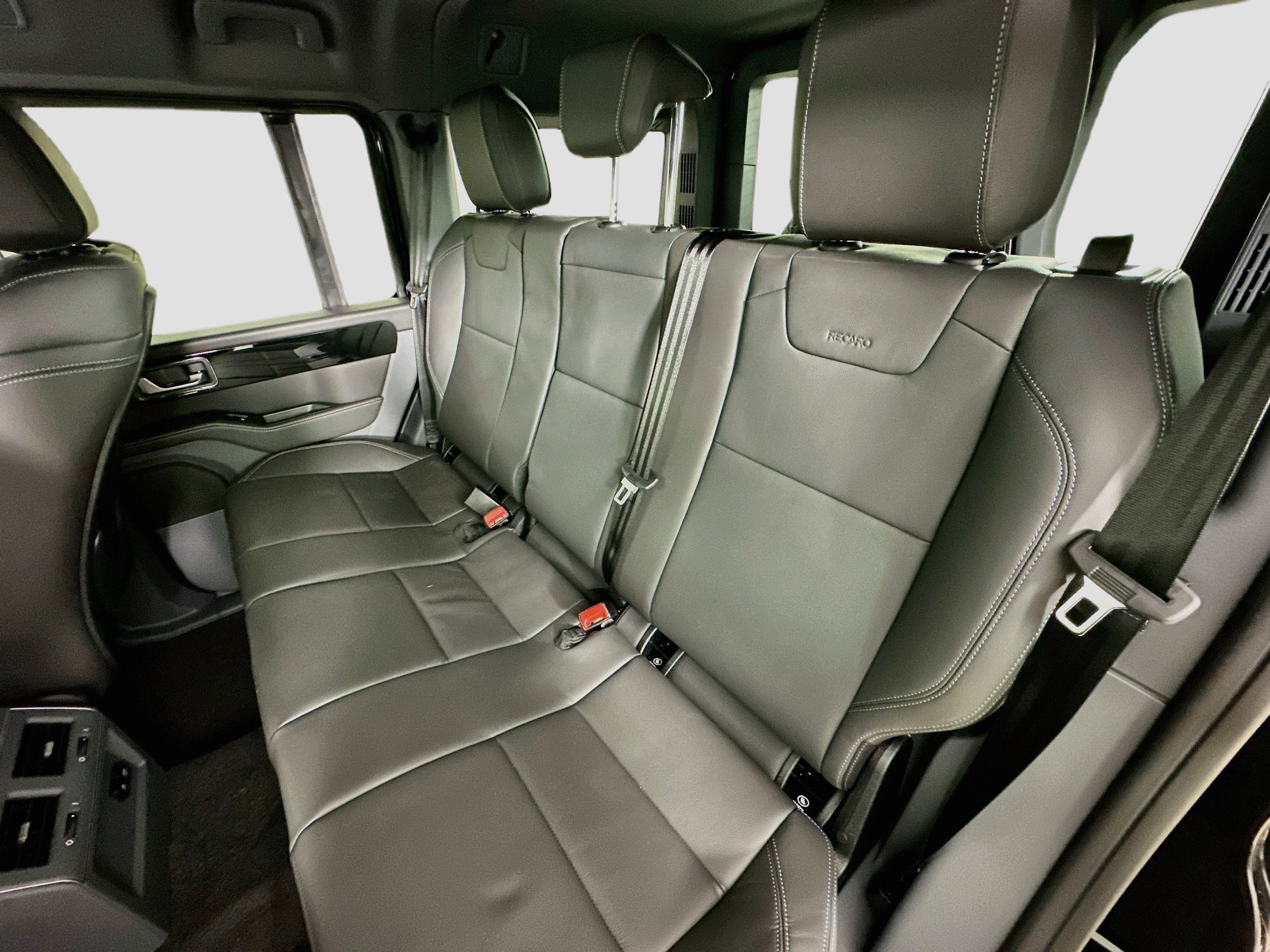 New 2026 INEOS Grenadier Station Wagon AWD/4WD image 37