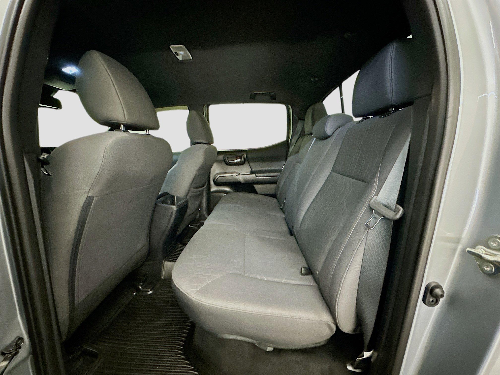 Used 2019 Toyota Tacoma TRD Sport image 29