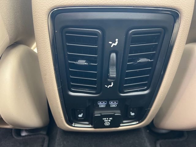 Used 2019 Jeep Grand Cherokee Limited w/ Luxury Group II AWD/4WD image 21