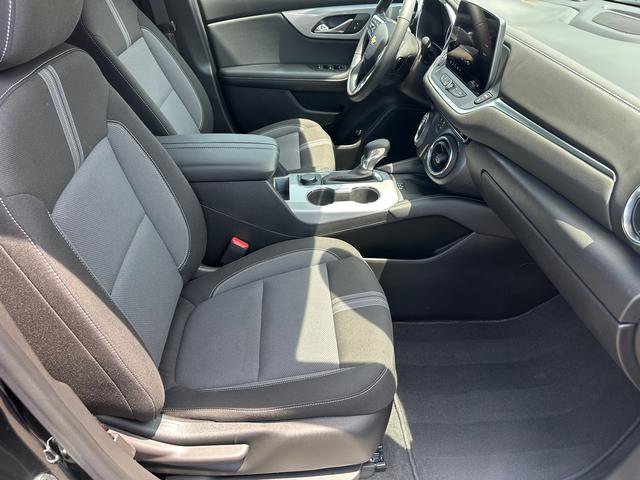 Used 2024 Chevrolet Blazer LT w/ Convenience Package image 15